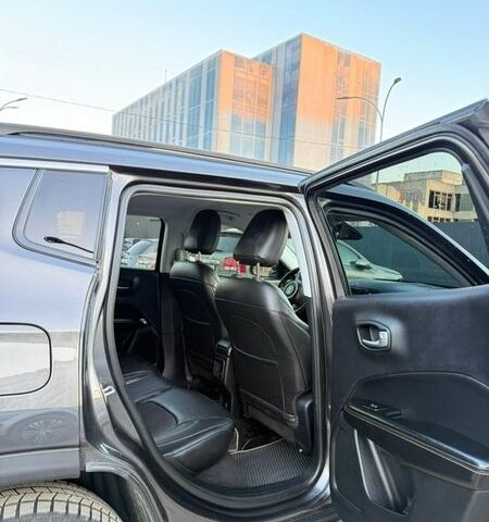 Сірий Джип Compass, об'ємом двигуна 2.4 л та пробігом 96 тис. км за 12900 $, фото 28 на Automoto.ua