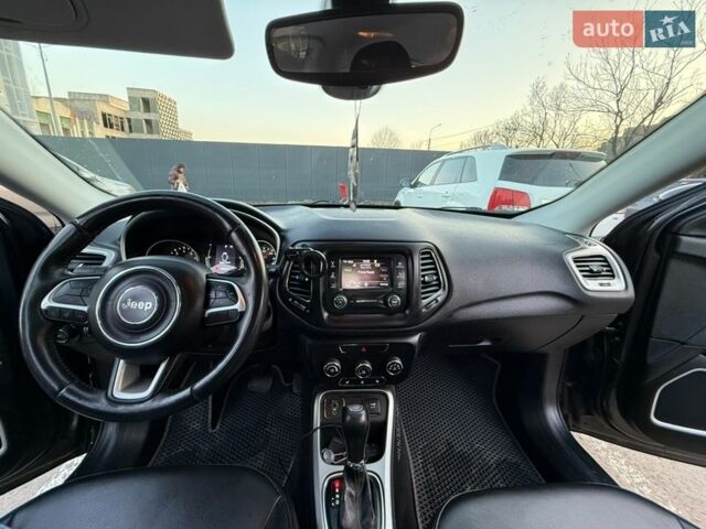 Сірий Джип Compass, об'ємом двигуна 2.4 л та пробігом 96 тис. км за 12900 $, фото 16 на Automoto.ua