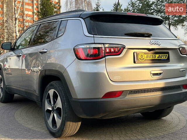 Сірий Джип Compass, об'ємом двигуна 2.4 л та пробігом 75 тис. км за 15800 $, фото 4 на Automoto.ua