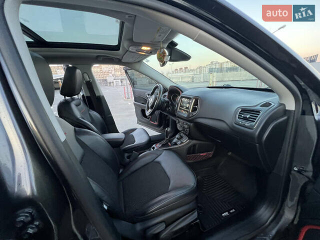 Сірий Джип Compass, об'ємом двигуна 2.36 л та пробігом 52 тис. км за 16900 $, фото 66 на Automoto.ua