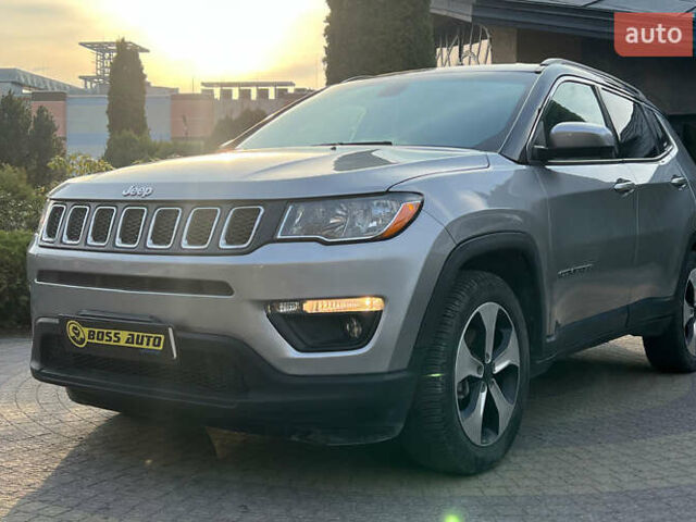 Сірий Джип Compass, об'ємом двигуна 2.4 л та пробігом 75 тис. км за 15800 $, фото 2 на Automoto.ua
