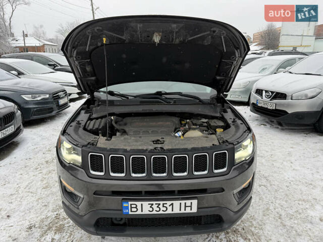 Сірий Джип Compass, об'ємом двигуна 2.4 л та пробігом 115 тис. км за 15900 $, фото 39 на Automoto.ua