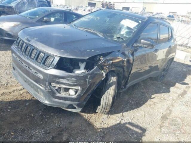 Сірий Джип Compass, об'ємом двигуна 2.4 л та пробігом 54 тис. км за 6000 $, фото 1 на Automoto.ua