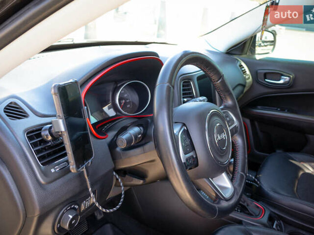 Сірий Джип Compass, об'ємом двигуна 2.36 л та пробігом 268 тис. км за 13000 $, фото 43 на Automoto.ua
