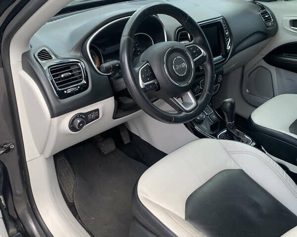 Сірий Джип Compass, об'ємом двигуна 2.36 л та пробігом 133 тис. км за 13600 $, фото 9 на Automoto.ua