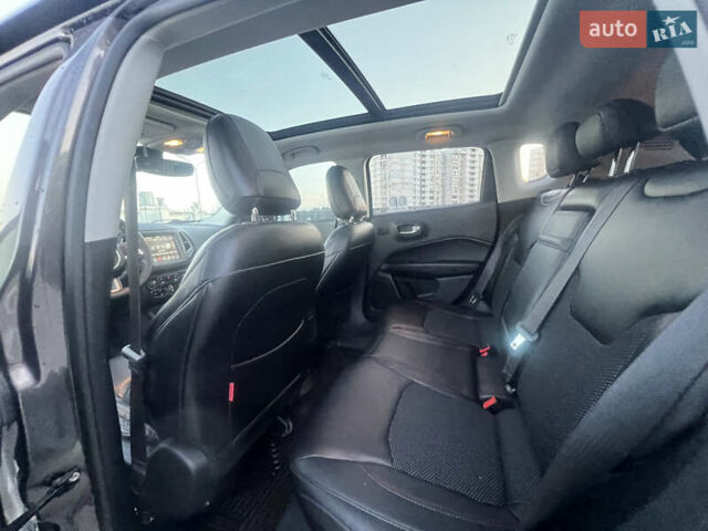 Сірий Джип Compass, об'ємом двигуна 2.36 л та пробігом 52 тис. км за 16900 $, фото 54 на Automoto.ua