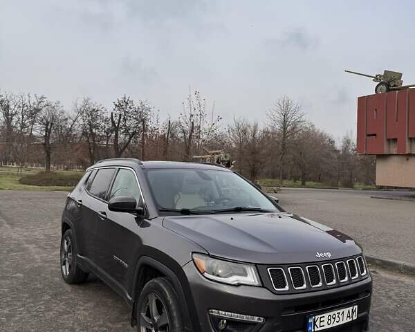 Сірий Джип Compass, об'ємом двигуна 2.4 л та пробігом 129 тис. км за 15800 $, фото 2 на Automoto.ua