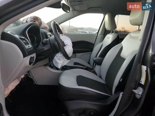 Серый Джип Компас, объемом двигателя 2.4 л и пробегом 117 тыс. км за 7900 $, фото 4 на Automoto.ua