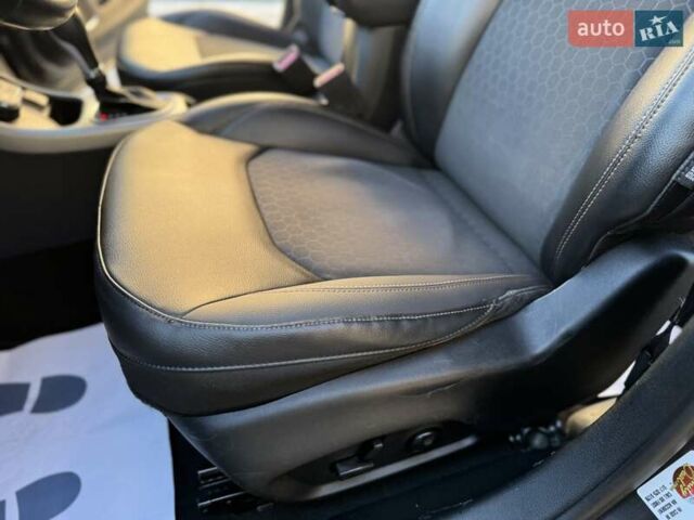 Сірий Джип Compass, об'ємом двигуна 2.4 л та пробігом 222 тис. км за 12850 $, фото 69 на Automoto.ua