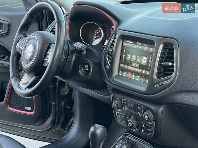 Сірий Джип Compass, об'ємом двигуна 2.36 л та пробігом 52 тис. км за 16900 $, фото 67 на Automoto.ua