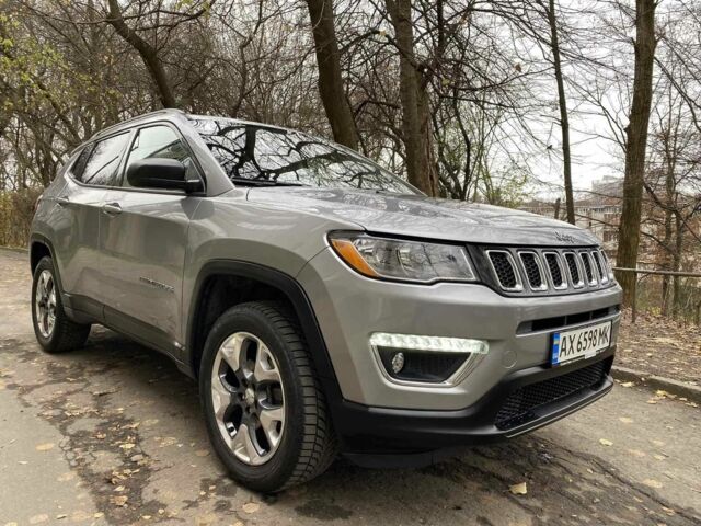 Серый Джип Компас, объемом двигателя 2.4 л и пробегом 34 тыс. км за 15700 $, фото 1 на Automoto.ua