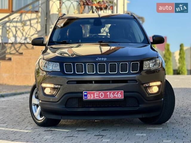 Сірий Джип Compass, об'ємом двигуна 2.4 л та пробігом 222 тис. км за 12850 $, фото 5 на Automoto.ua