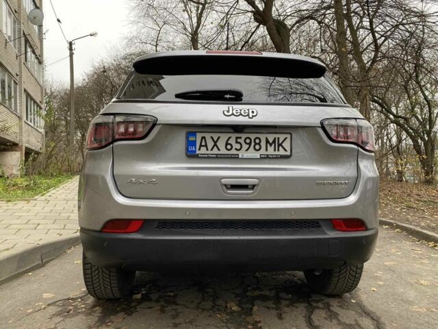 Серый Джип Компас, объемом двигателя 2.4 л и пробегом 34 тыс. км за 15700 $, фото 3 на Automoto.ua