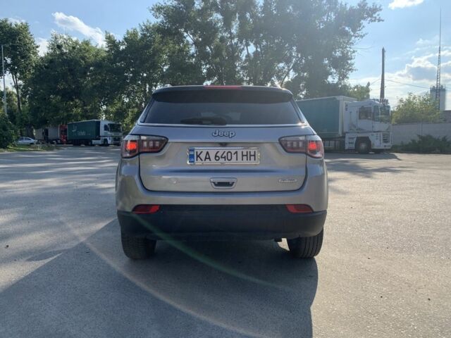 Серый Джип Компас, объемом двигателя 2.4 л и пробегом 83 тыс. км за 14499 $, фото 5 на Automoto.ua