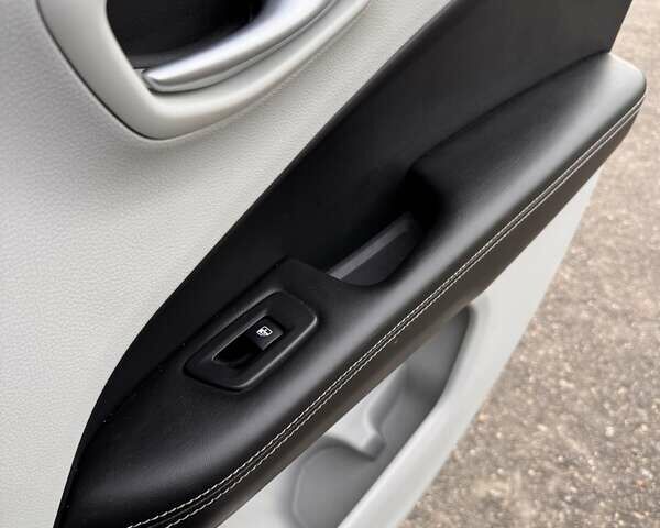 Сірий Джип Compass, об'ємом двигуна 2.4 л та пробігом 129 тис. км за 15800 $, фото 11 на Automoto.ua