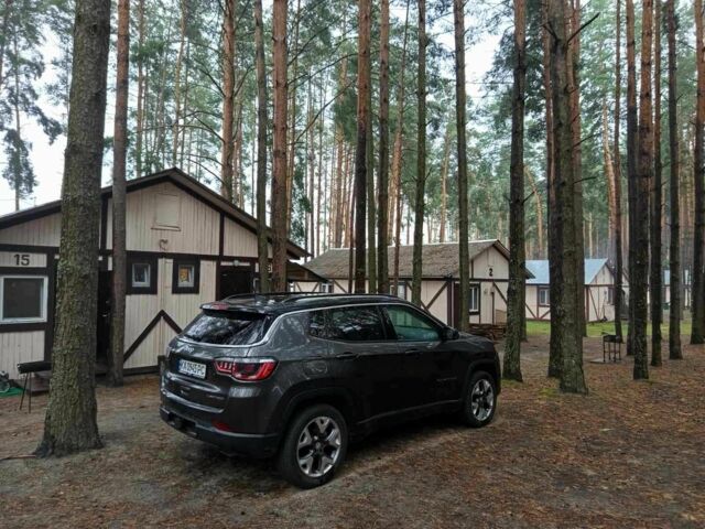 Серый Джип Компас, объемом двигателя 2.4 л и пробегом 130 тыс. км за 15000 $, фото 3 на Automoto.ua