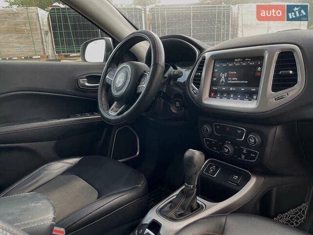 Серый Джип Компас, объемом двигателя 2.4 л и пробегом 119 тыс. км за 12900 $, фото 31 на Automoto.ua