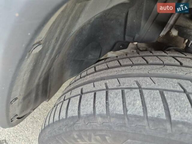 Сірий Джип Compass, об'ємом двигуна 2.36 л та пробігом 129 тис. км за 17100 $, фото 2 на Automoto.ua