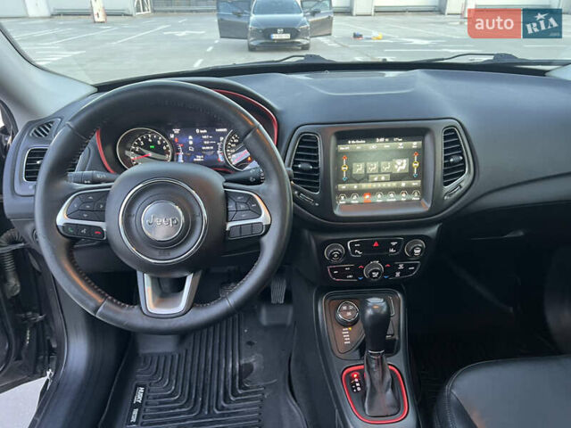 Сірий Джип Compass, об'ємом двигуна 2.36 л та пробігом 52 тис. км за 16900 $, фото 55 на Automoto.ua