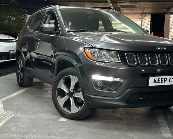 Сірий Джип Compass, об'ємом двигуна 2.36 л та пробігом 155 тис. км за 14200 $, фото 1 на Automoto.ua