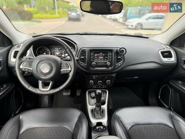 Серый Джип Компас, объемом двигателя 2.36 л и пробегом 100 тыс. км за 13800 $, фото 8 на Automoto.ua