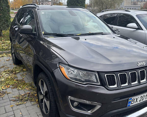 Серый Джип Компас, объемом двигателя 2.36 л и пробегом 150 тыс. км за 15500 $, фото 1 на Automoto.ua