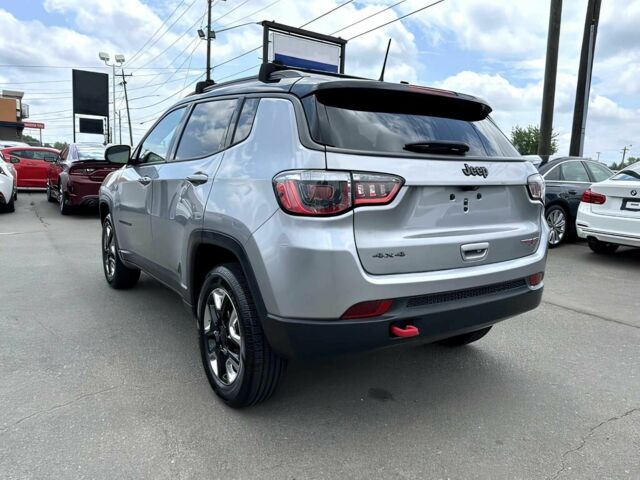 Сірий Джип Compass, об'ємом двигуна 2.4 л та пробігом 96 тис. км за 7600 $, фото 5 на Automoto.ua