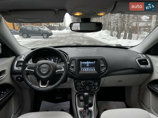 Серый Джип Компас, объемом двигателя 2.36 л и пробегом 98 тыс. км за 13500 $, фото 21 на Automoto.ua