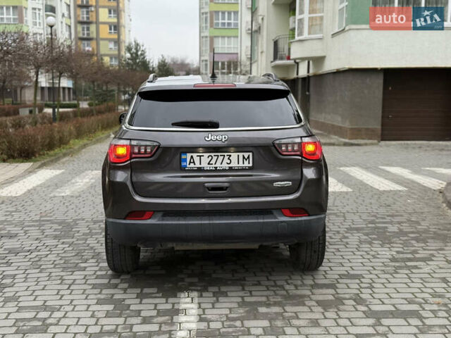 Серый Джип Компас, объемом двигателя 2.36 л и пробегом 172 тыс. км за 13200 $, фото 12 на Automoto.ua
