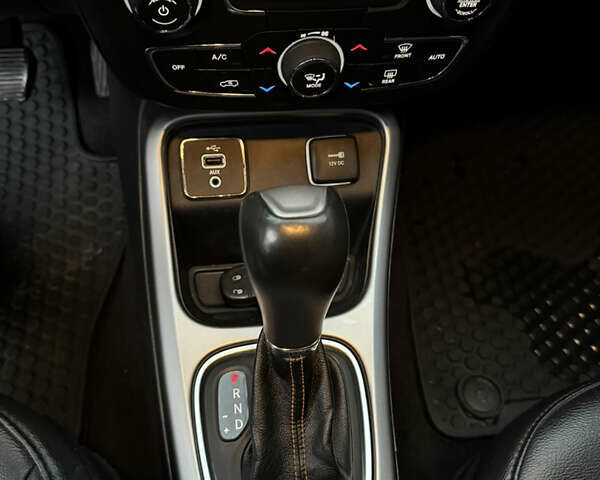 Серый Джип Компас, объемом двигателя 2.36 л и пробегом 172 тыс. км за 13200 $, фото 28 на Automoto.ua