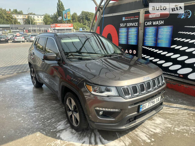 Серый Джип Компас, объемом двигателя 2.36 л и пробегом 140 тыс. км за 14000 $, фото 3 на Automoto.ua