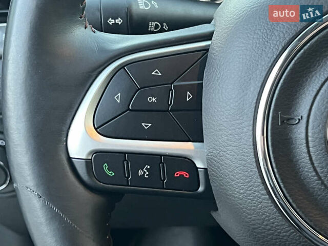 Сірий Джип Compass, об'ємом двигуна 2.36 л та пробігом 52 тис. км за 16900 $, фото 40 на Automoto.ua
