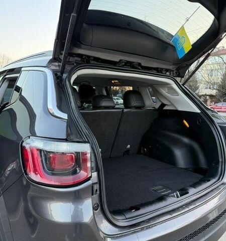 Сірий Джип Compass, об'ємом двигуна 2.4 л та пробігом 96 тис. км за 12900 $, фото 14 на Automoto.ua