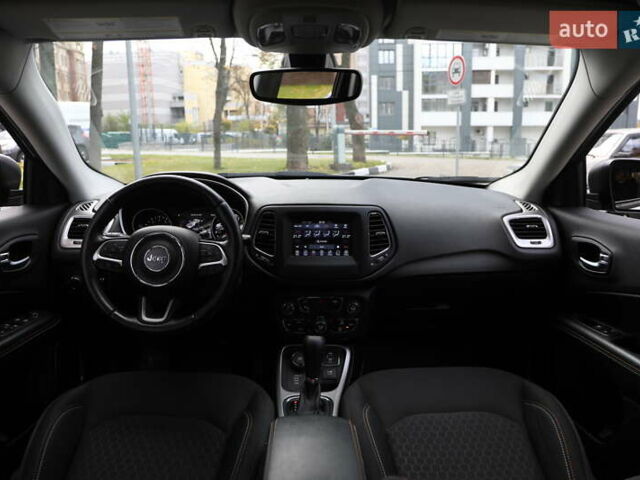 Серый Джип Компас, объемом двигателя 2.36 л и пробегом 34 тыс. км за 16000 $, фото 11 на Automoto.ua