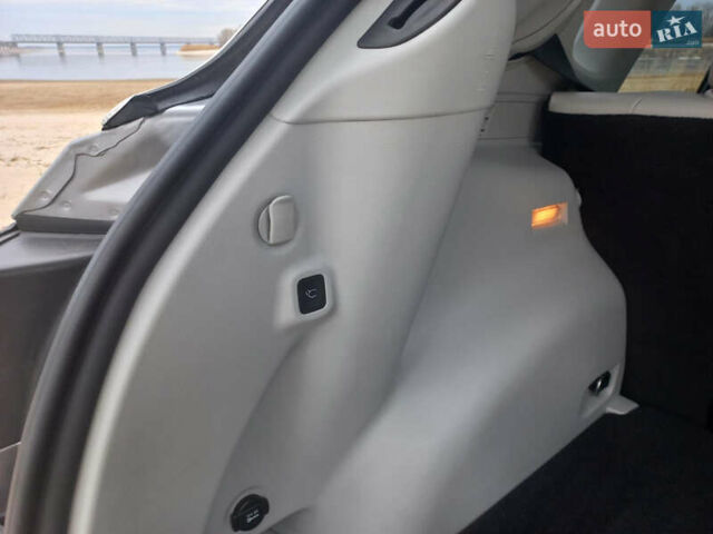 Сірий Джип Compass, об'ємом двигуна 2.4 л та пробігом 138 тис. км за 13800 $, фото 17 на Automoto.ua