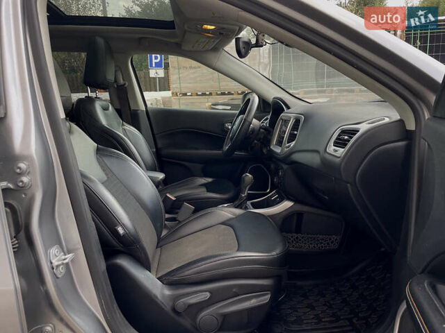 Серый Джип Компас, объемом двигателя 2.4 л и пробегом 119 тыс. км за 12900 $, фото 30 на Automoto.ua