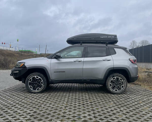 Сірий Джип Compass, об'ємом двигуна 2.36 л та пробігом 184 тис. км за 17000 $, фото 4 на Automoto.ua