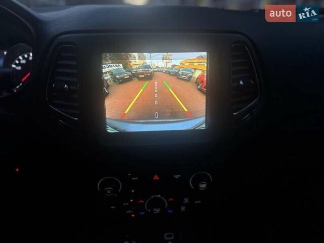 Джип Compass 2017 у Одесі на Automoto.ua Сірий Джип Compass, об'ємом двигуна 2.36 л та пробігом 42 тис. км за 12800 $, фото 17 на Automoto.ua