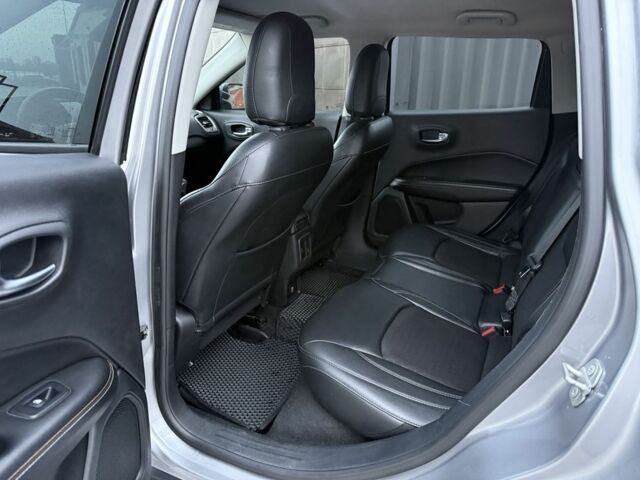 Серый Джип Компас, объемом двигателя 2.4 л и пробегом 105 тыс. км за 14950 $, фото 18 на Automoto.ua