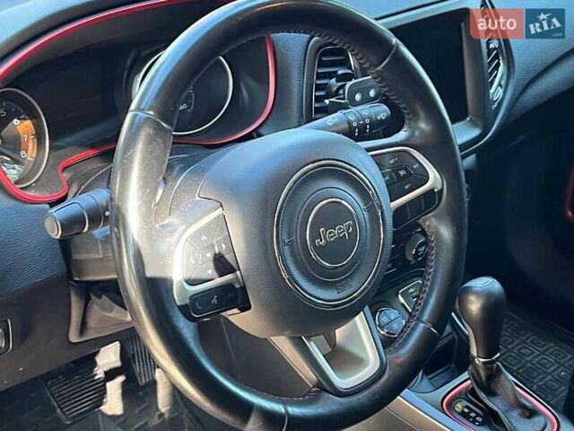 Серый Джип Компас, объемом двигателя 2.4 л и пробегом 128 тыс. км за 15490 $, фото 36 на Automoto.ua