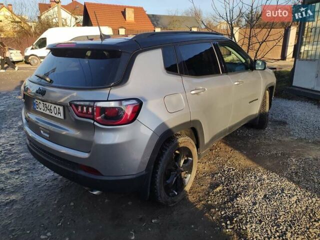 Сірий Джип Compass, об'ємом двигуна 2.36 л та пробігом 133 тис. км за 14500 $, фото 6 на Automoto.ua