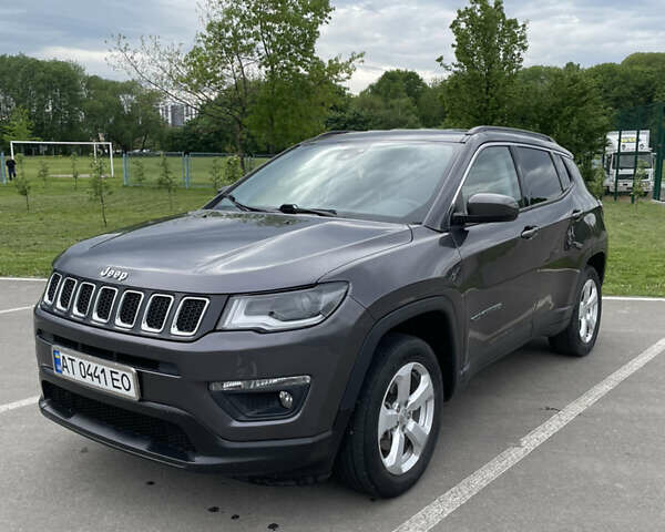 Сірий Джип Compass, об'ємом двигуна 2.4 л та пробігом 123 тис. км за 18000 $, фото 2 на Automoto.ua