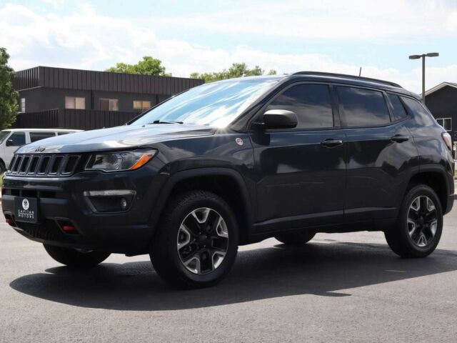 Джип Compass 2018 у Рівному на Automoto.ua Сірий Джип Compass, об'ємом двигуна 2.4 л та пробігом 50 тис. км за 2200 $, фото 2 на Automoto.ua