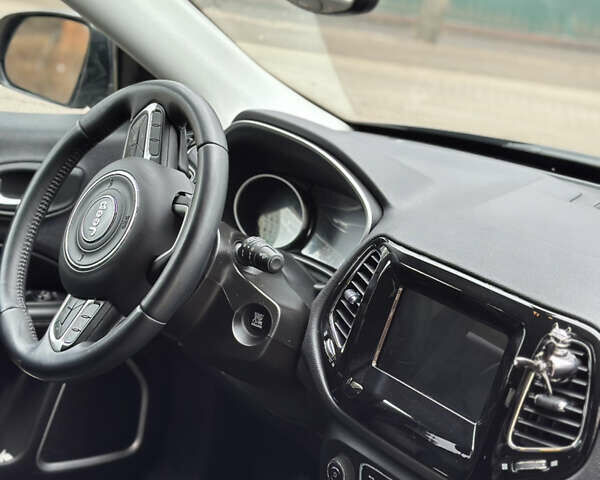 Серый Джип Компас, объемом двигателя 2.36 л и пробегом 128 тыс. км за 14600 $, фото 16 на Automoto.ua