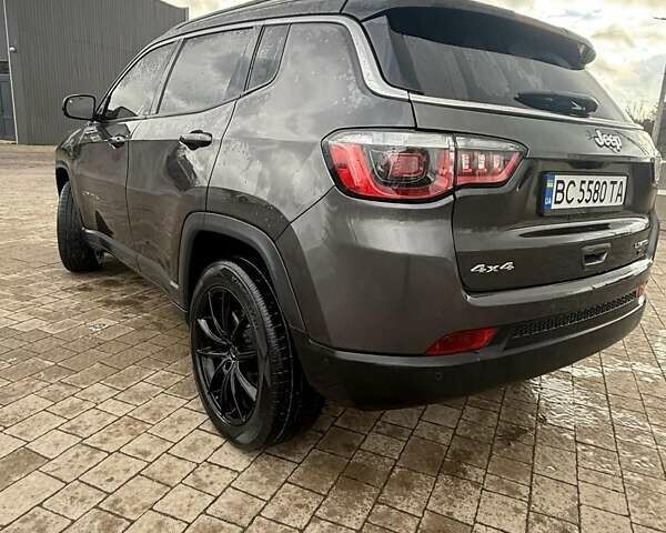 Серый Джип Компас, объемом двигателя 2.36 л и пробегом 220 тыс. км за 13299 $, фото 5 на Automoto.ua