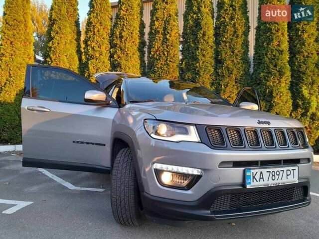 Джип Компас 2018 в Киеве на Automoto.ua Серый Джип Компас, объемом двигателя 2.4 л и пробегом 119 тыс. км за 15950 $, фото 3 на Automoto.ua