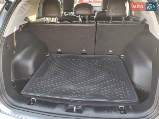 Сірий Джип Compass, об'ємом двигуна 2.36 л та пробігом 133 тис. км за 14500 $, фото 14 на Automoto.ua