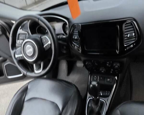 Серый Джип Компас, объемом двигателя 2.4 л и пробегом 70 тыс. км за 15000 $, фото 6 на Automoto.ua