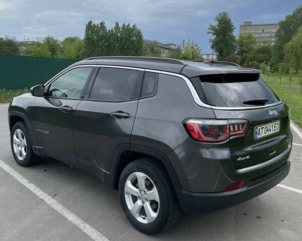 Сірий Джип Compass, об'ємом двигуна 2.4 л та пробігом 123 тис. км за 18000 $, фото 8 на Automoto.ua