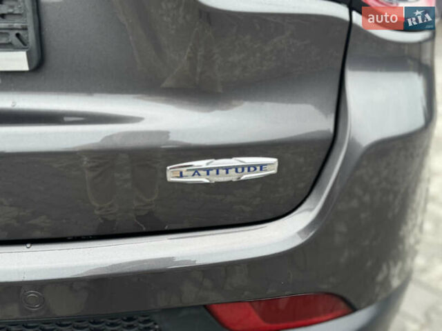 Серый Джип Компас, объемом двигателя 2.4 л и пробегом 91 тыс. км за 15750 $, фото 11 на Automoto.ua